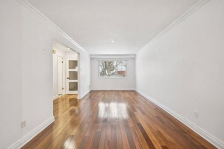 Maison à étages à louer - Dollard-Des Ormeaux (Centre) Maison à étages à louer - Dollard-Des Ormeaux (Centre) - Photo 2