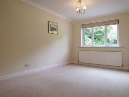 4 bedroom house to rent - Photo 2