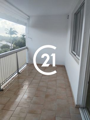 Location Appartement 65.96m² 4 pièces Fort de france - Photo 1