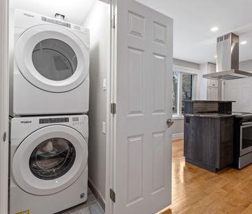 447 Green Avenue, Vanier North, Ottawa, ON - Photo 6
