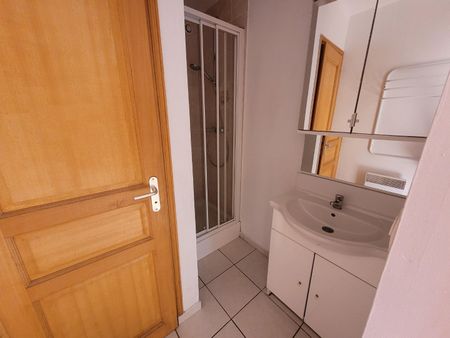 Location Appartement 2 pièces 41m² CAMBRAI 59400 - Photo 5