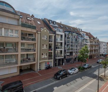 Appartement te huur in Knokke voor € 1.325 met 3 slaapkamers - Foto 2