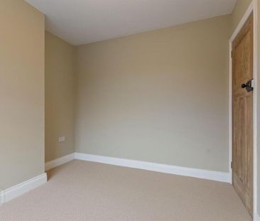 8 Loopland Road, Belfast, BT6 9EA - Photo 5