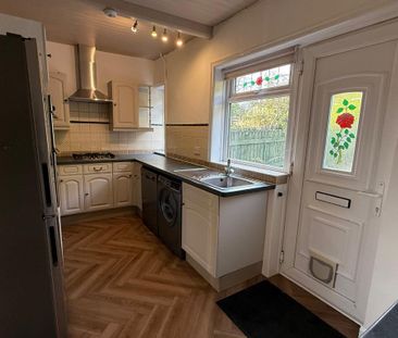 2 bedroom terraced house to rent - Photo 6