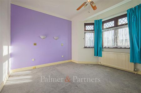 4 bedroom detached house to rent - Photo 4