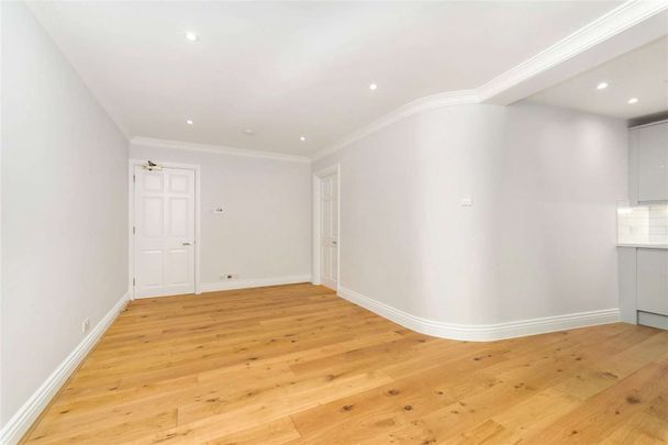 Modern one bedroom apartment situated on lower ground floor close to Marylebone High Street - Photo 1