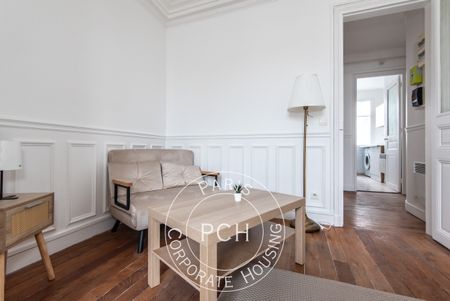 Rue Mathurin Régnier, - Photo 2