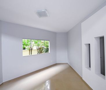 Condomínio Fechado, 218 m², 3 qts, 2 banh., 3 vagas, Jardins Madri - Photo 4