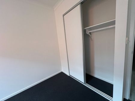 Spacious 4-Bedroom Family Home in Virginia - Photo 5