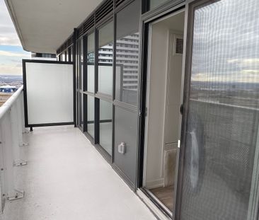 For Lease - 8 Interchange Way Unit# 2311, Vaughan, Ontario - Photo 2