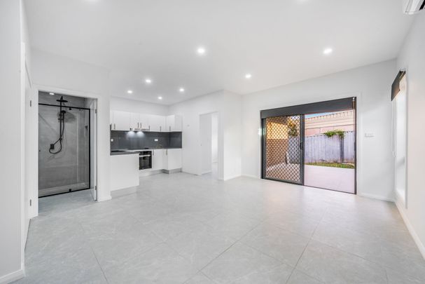 Brand New Granny Flat ! - Photo 1