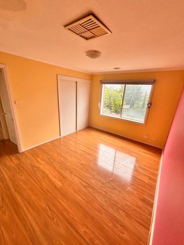 Point Cook - Photo 2