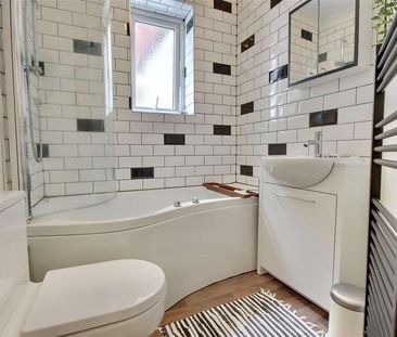 Chichester Road, Portsmouth, PO2 - Photo 1