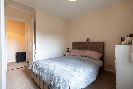 1 bedroom end of terrace house to rent - Photo 3