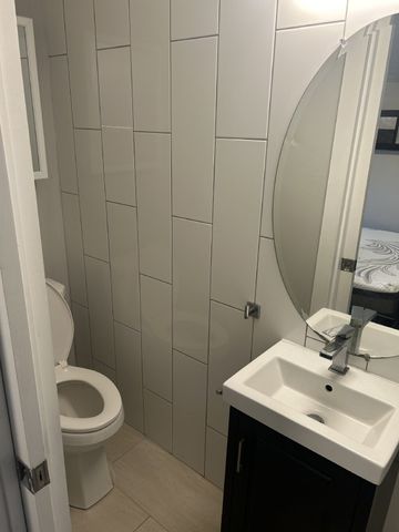 68 Sweetland Avenue - 3G - Photo 2