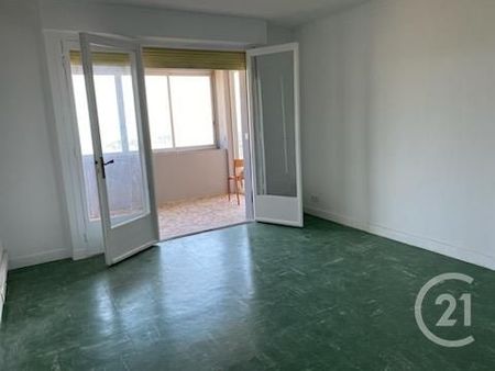 Location Appartement 3 pièces 82m² VILLEFRANCHE SUR MER 06230 - Photo 2