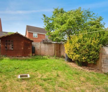 3 bedroom semi-detached house to rent - Photo 4