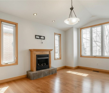 For Lease - 1 Huntington Terrace, St. Thomas, Ontario - Photo 1