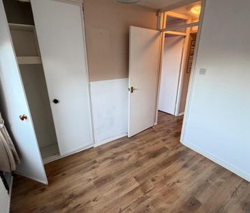 2 bedroom maisonette to rent - Photo 4