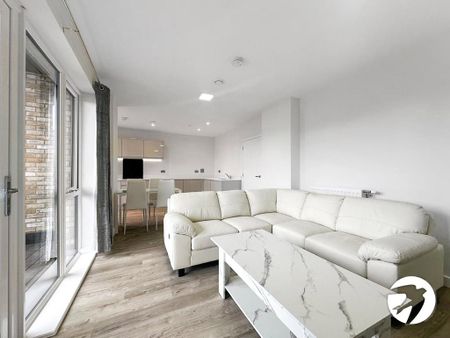 3 bedroom flat to rent - Photo 2