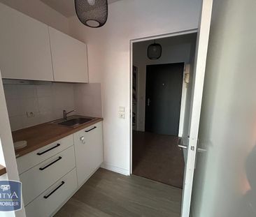 Location Appartement 1 pièce 27m² LILLE 59000 - Photo 5