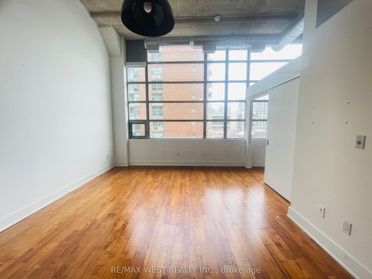 Tip Top Lofts , #424 - Photo 1