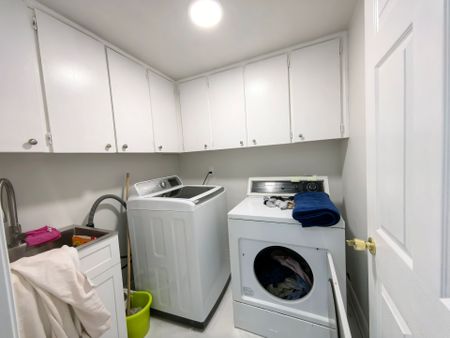 For Lease - 80 Baroness Crescent, Toronto, Ontario - Photo 5