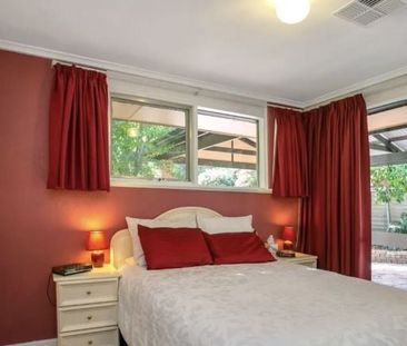 Family home in convenient location - Photo 4