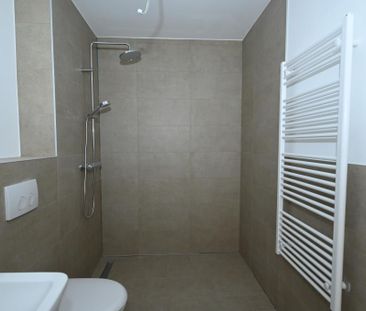 Neubau-Erstbezug! 3,5-Zimmer-Wohnung mit kleinem Büro Seubersdorf -... - Photo 6