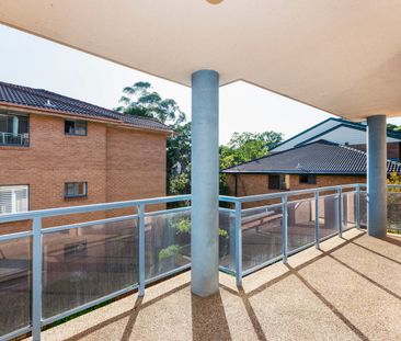 Spacious and Convenient - ACCESS VIA FLORA STREET - Photo 5