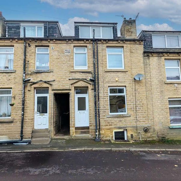 Prince Street, Primrose Hill, Huddersfield, West Yorkshire, HD4 - Photo 1