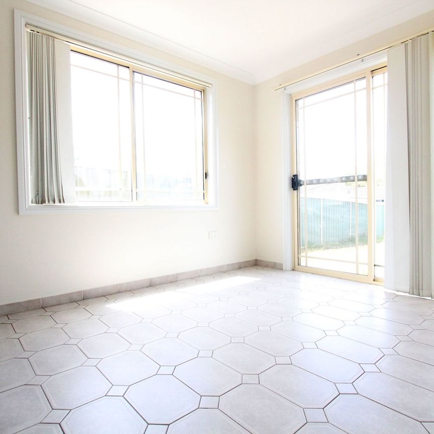 Immaculate 3 Bedroom Duplex in Quiet Location - Photo 1