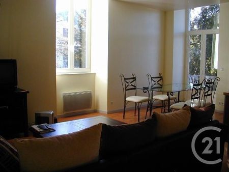 Location Appartement 3 pièces 76m² SOUILLAC 46200 - Photo 2