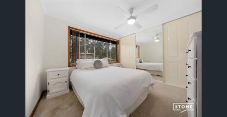 Spacious Family Home + Entertainer's Dream - Photo 3