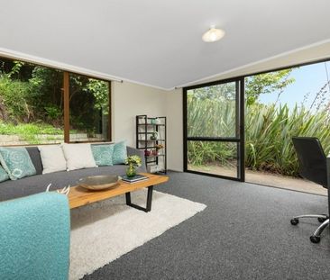 139 Princess Road, Bellevue - Photo 2