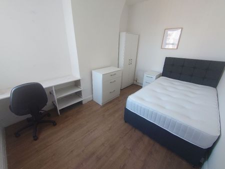 Saxony Rd, Kensington Fields. - Photo 2