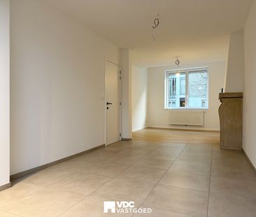 Volledig vernieuwde woning (170 m²) met tuin en garage - Photo 4