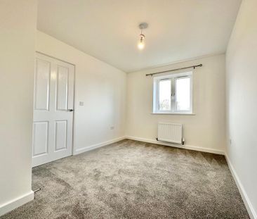 4 bedroom end of terrace house to rent - Photo 6