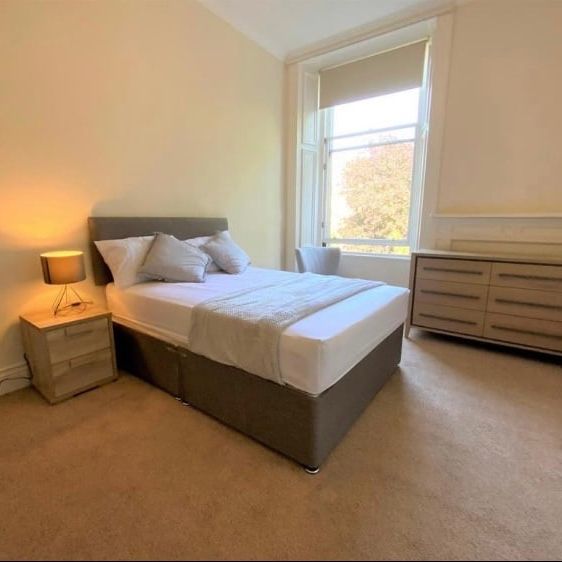 3 Bed Flat, Ruthven Street, G12 - Photo 1
