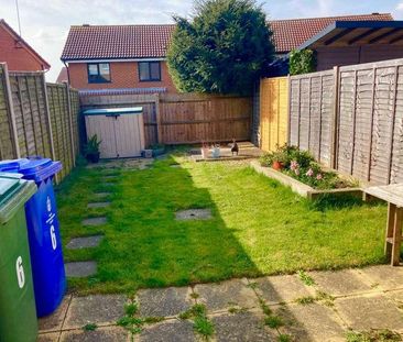 Balmoral Drive, NN13 - Photo 5