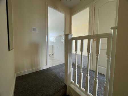 2 bedroom townhouse to rent - Photo 3