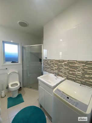 Large freestanding Granny Flat! - Photo 1