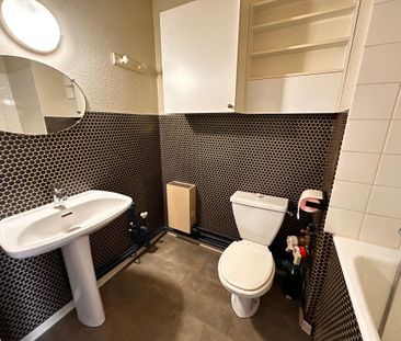 Monplaisir T1 avec place de parking - Vivez au cœur ... - Photo 5