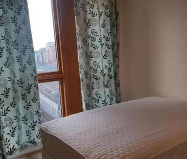 2 bedroom apartment to rent - Photo 6