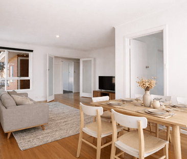 Refreshed 3 Bedroom Home - Photo 2