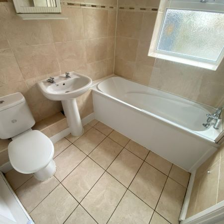 2 bed terraced house to rent in Fuller Road, Sunderland, Hendon, SR2 - Photo 4
