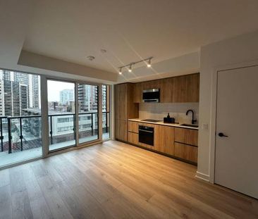 Brand-New 1-Bed, 1-Bath (Broadway Ave) - Photo 3