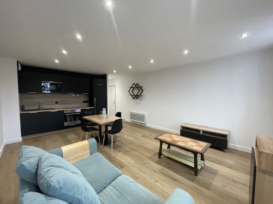 Location Appartement 2 pièces 52m² ST JEAN PIED DE PORT 64220 - Photo 1