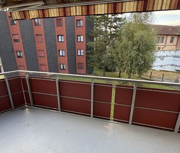 La quiétude d'un quartier résidentiel près des commerces - Photo 5