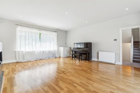 5 bedroom house to rent - Photo 2